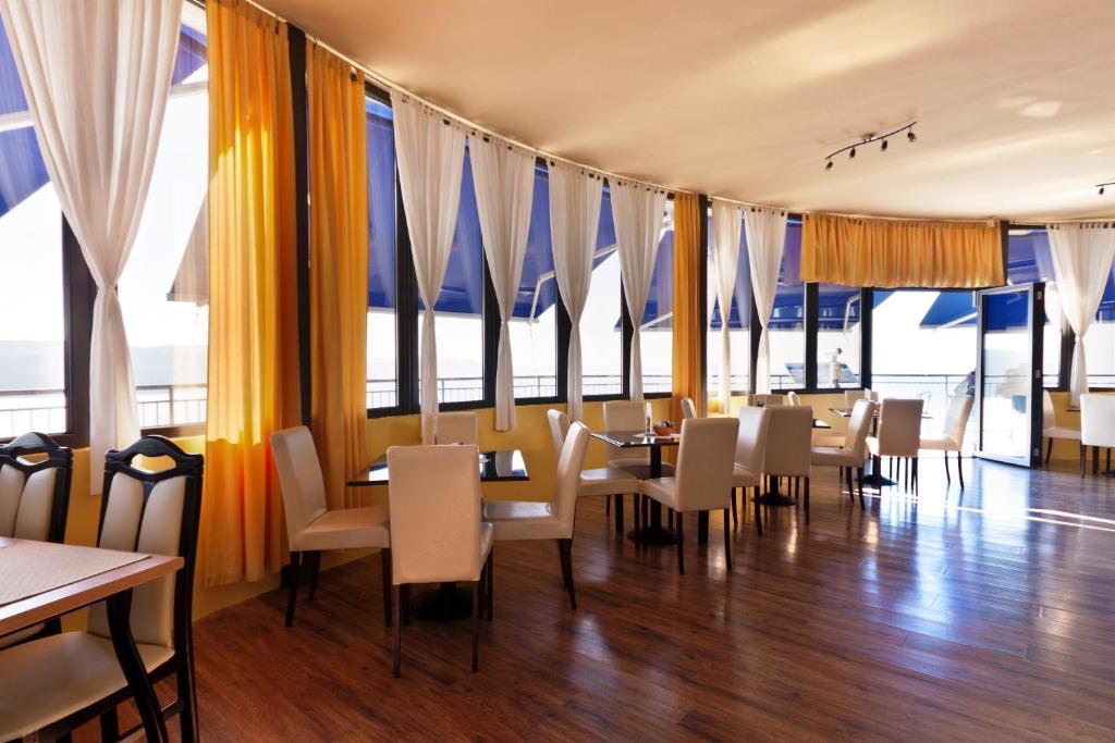 Hotel Flanona Plomin Exterior foto