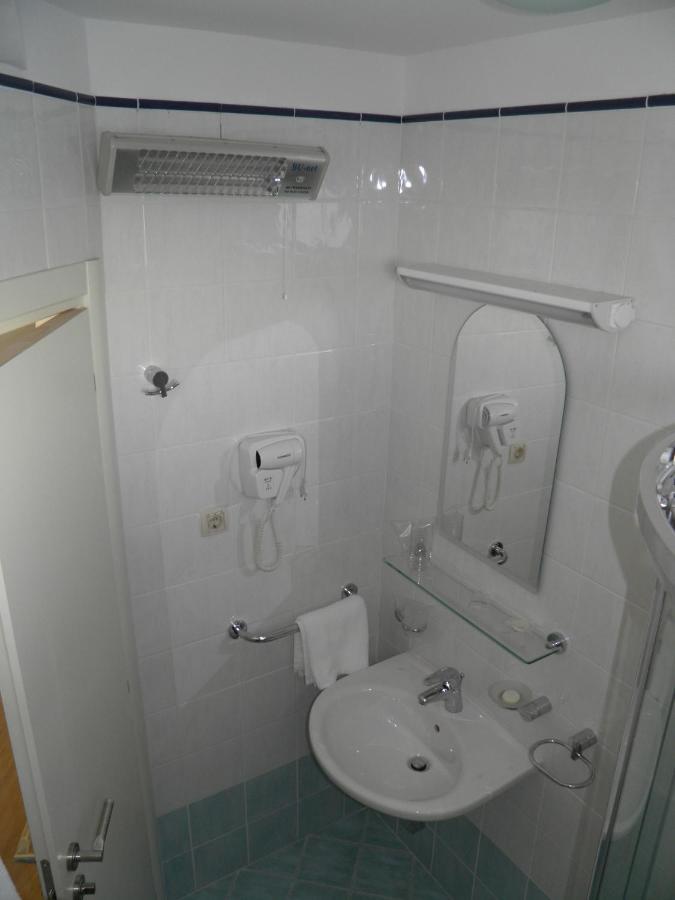 Hotel Flanona Plomin Habitación foto